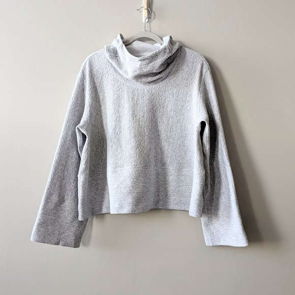 Lululemon Retreat Yourself Hoodie - Picture 4 of 10